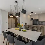 Villa Beachfront Luxury Luce, Featuring A Heated Pool, Fitness Area, And Sauna Potomje