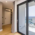Villa Beachfront Luxury Luce, Featuring A Heated Pool, Fitness Area, And Sauna Potomje