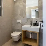 Villa Beachfront Luxury Luce, Featuring A Heated Pool, Fitness Area, And Sauna *