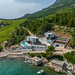 Beachfront Luxury Luce, Featuring A Heated Pool, Fitness Area, And Sauna Villa Potomje