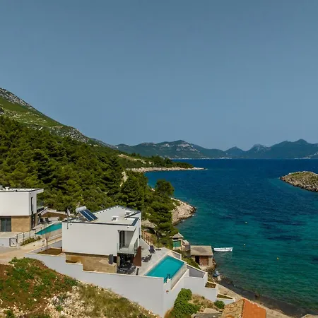 Luxury Luce, Direkt Am Villa Potomje