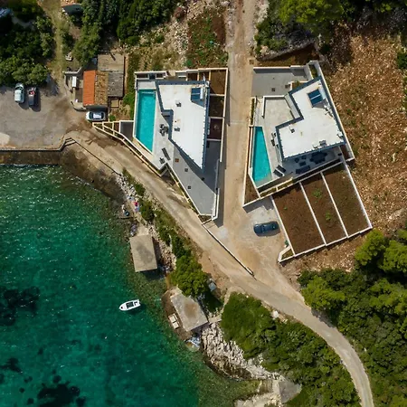 Luxury Luce, Direkt Am Villa