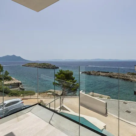 Beachfront Luxury Luce, Featuring A Heated Pool, Fitness Area, And Sauna *