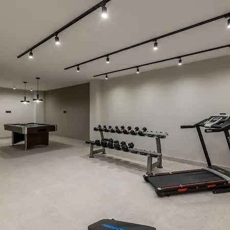 Βίλα Beachfront Luxury Luce, Featuring A Heated Pool, Fitness Area, And Sauna Potomje