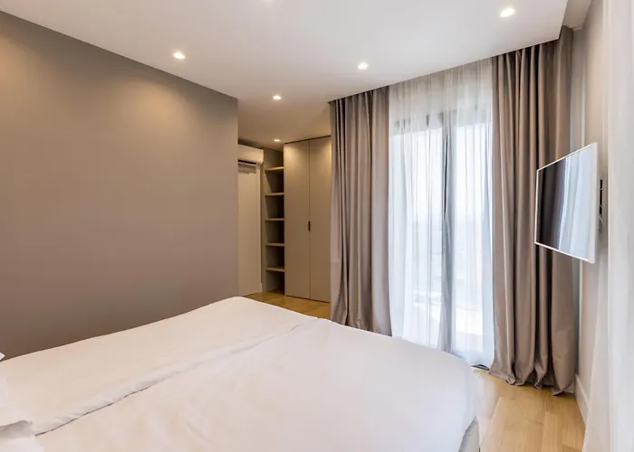Beachfront Luxury Luce, Featuring A Heated Pool, Fitness Area, And Sauna Willa *