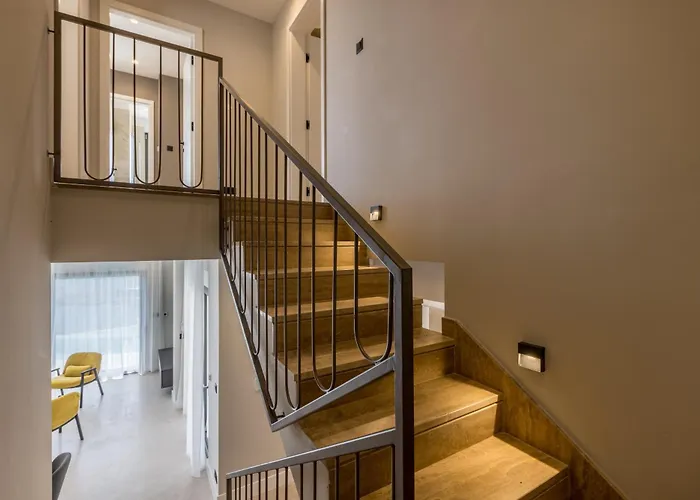 Beachfront Luxury Luce, Featuring A Heated Pool, Fitness Area, And Sauna Willa