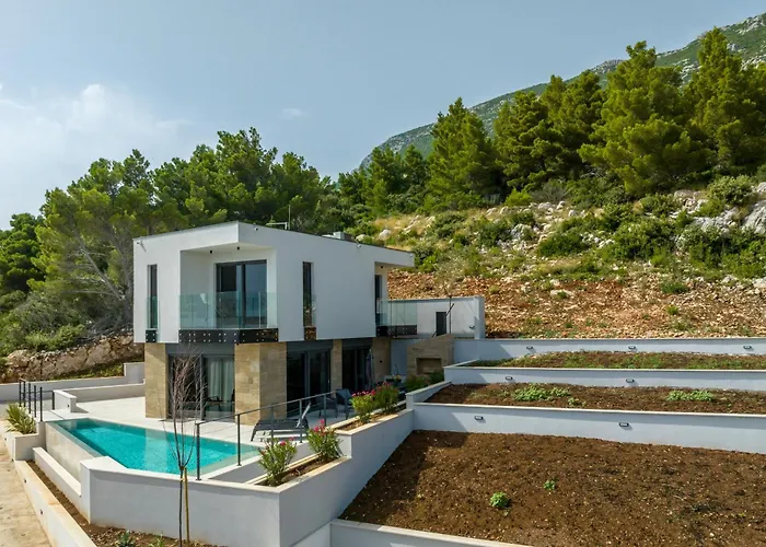 Willa Luxury Luce, Direkt Am