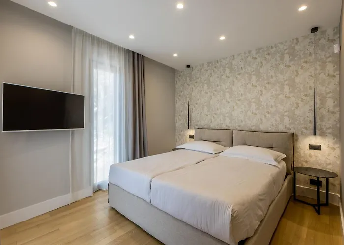 Beachfront Luxury Luce, Featuring A Heated Pool, Fitness Area, And Sauna Willa Potomje