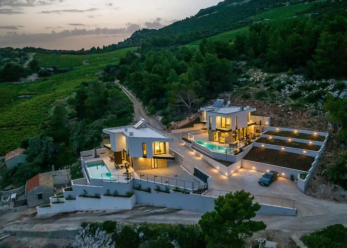 Willa Beachfront Luxury Luce, Featuring A Heated Pool, Fitness Area, And Sauna Potomje